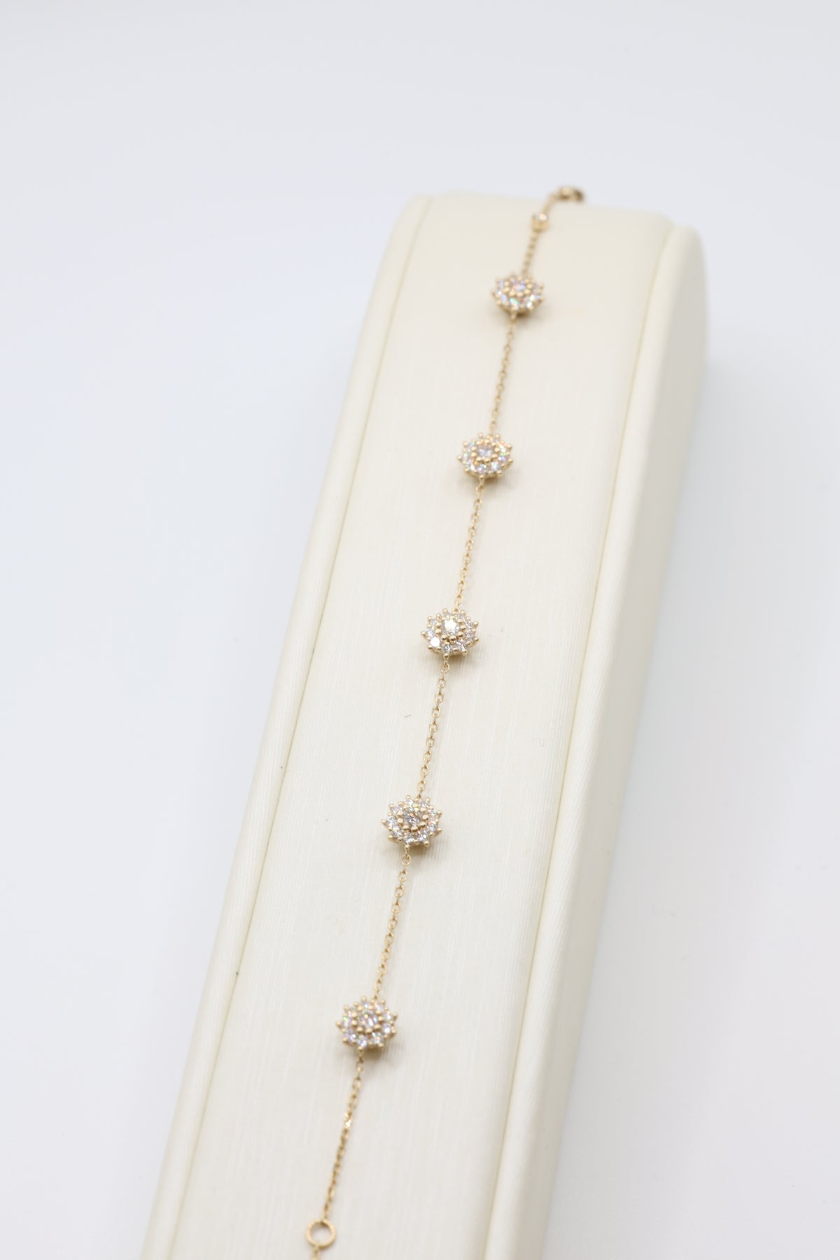 Zahra Diamond Starburst Bracelet