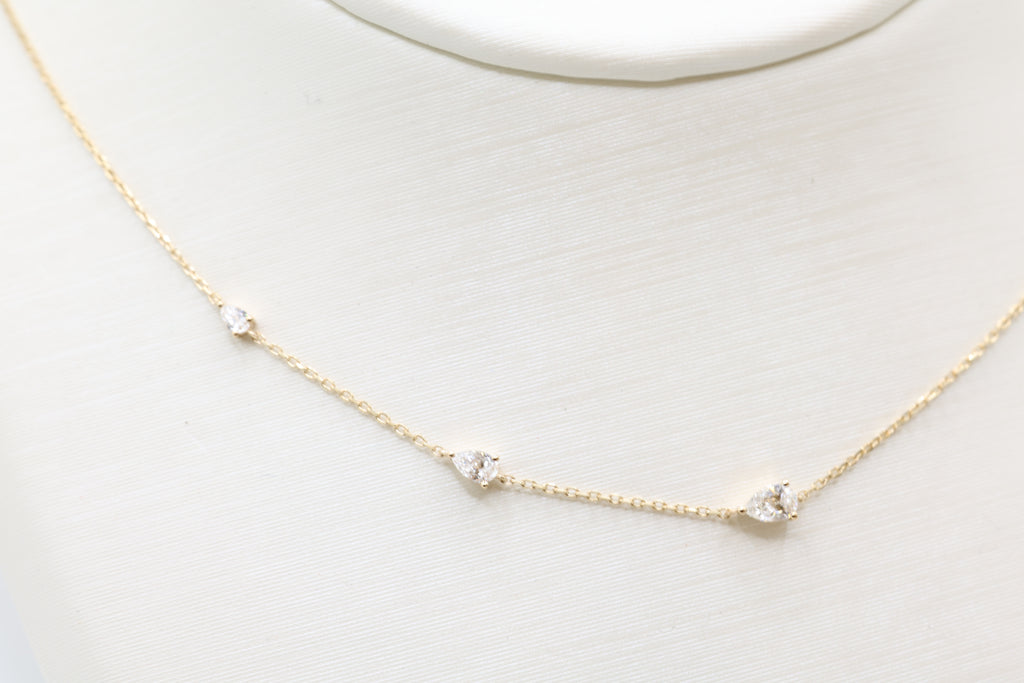 Sempre Diamond 3-stone Necklace