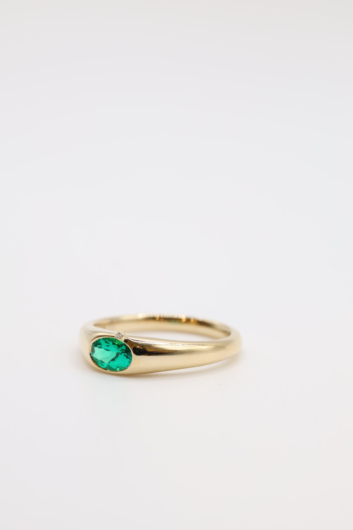 Nishani August Birthstone Ring