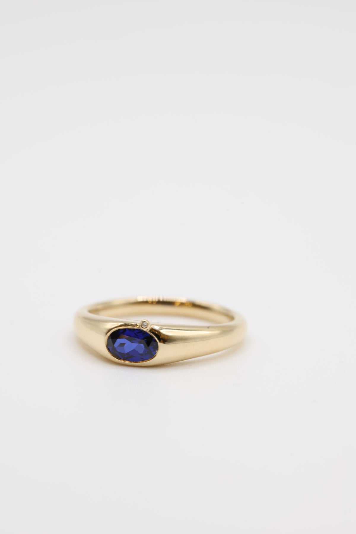 Nishani September Birthstone Ring