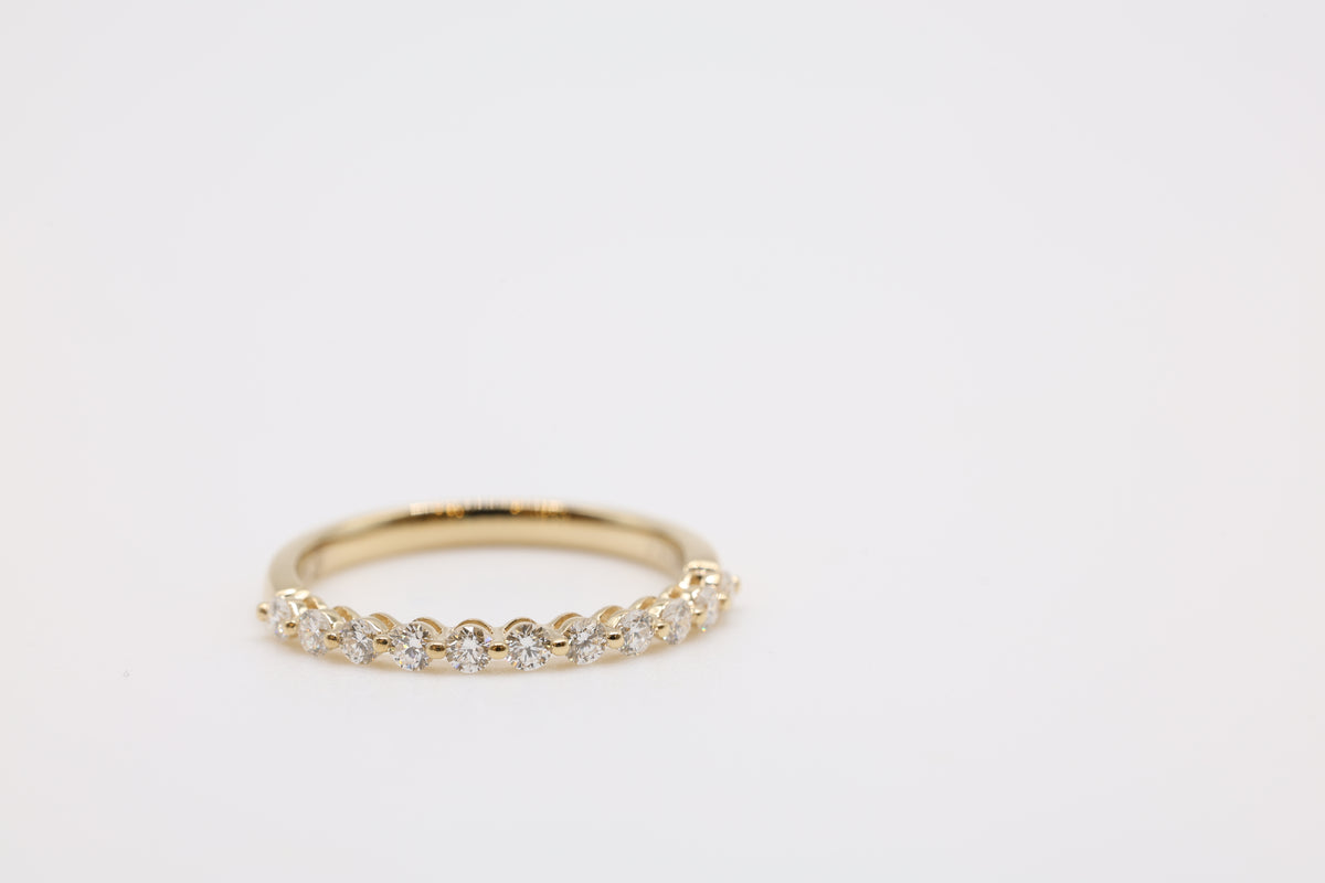 Wisp Diamond Bubble Wedding Band