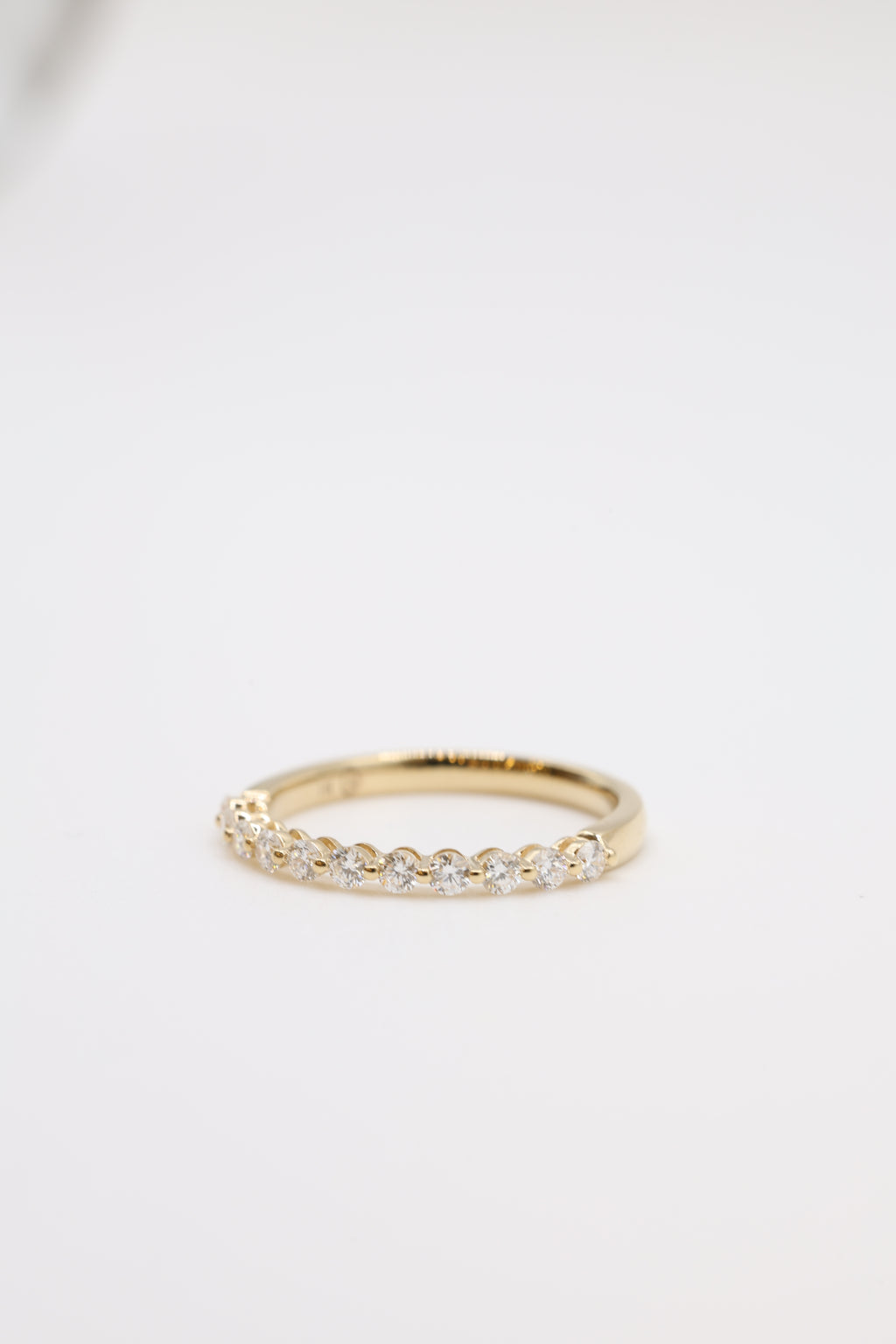 Wisp Diamond Bubble Wedding Band