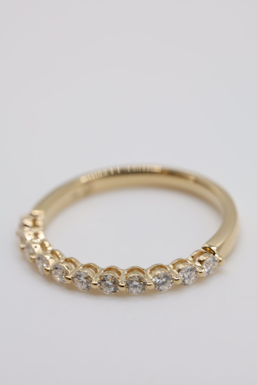 Wisp Diamond Bubble Wedding Band