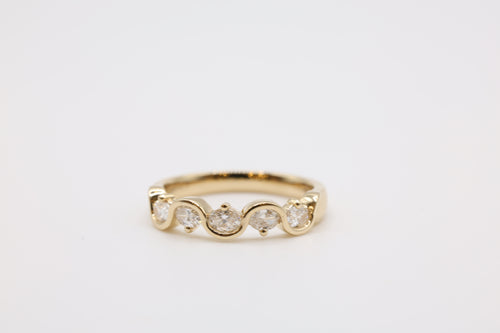 Bahar Diamond Wave Wedding Band
