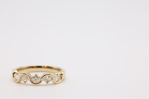 Bahar Diamond Wave Wedding Band