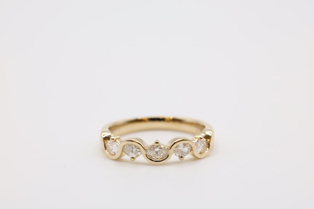 Bahar Diamond Wave Wedding Band