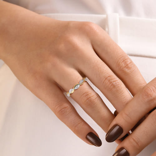 Diamond Fashion Rings - Women's